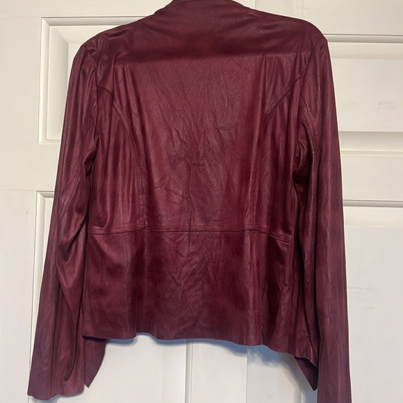 Maroon women’s size 12 jacket - Picture 5 of 6
